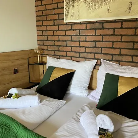 Gold Mountain Apartman