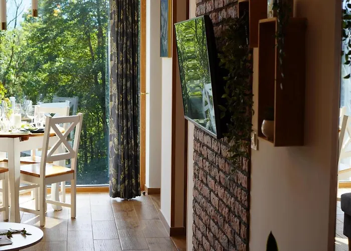 Gold Mountain Apartment