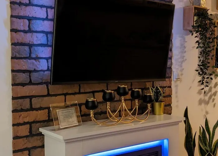 Gold Mountain Apartment